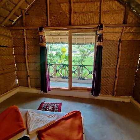 The Gravity Cafe -A Unit Of Staychillhampi Kültér fotó