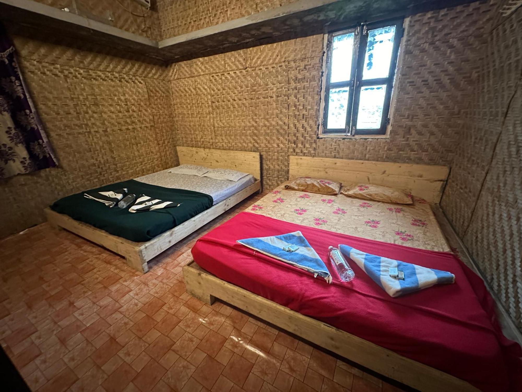 The Gravity Cafe -A Unit Of Staychillhampi Kültér fotó